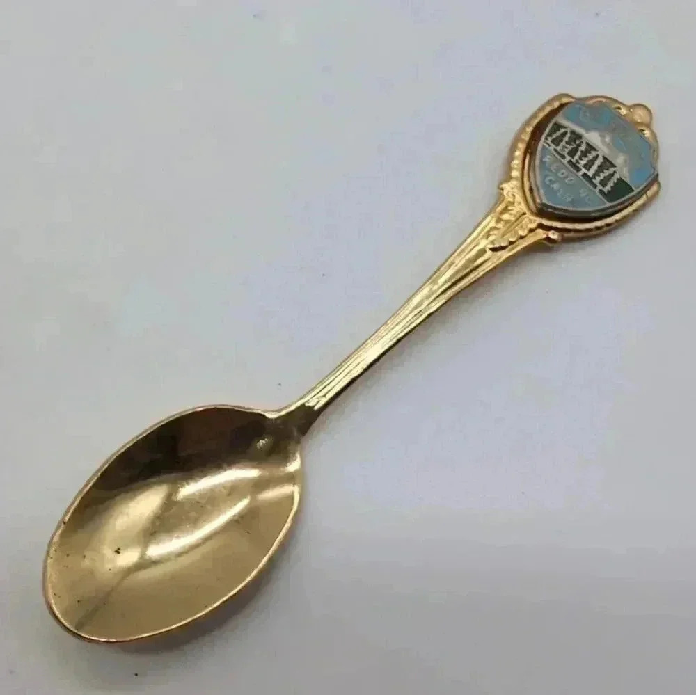 Mount Shasta Redding California Souvenir Spoon gold tone Kitschy Cool
